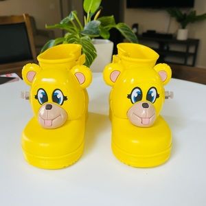 Melissa boots size 9